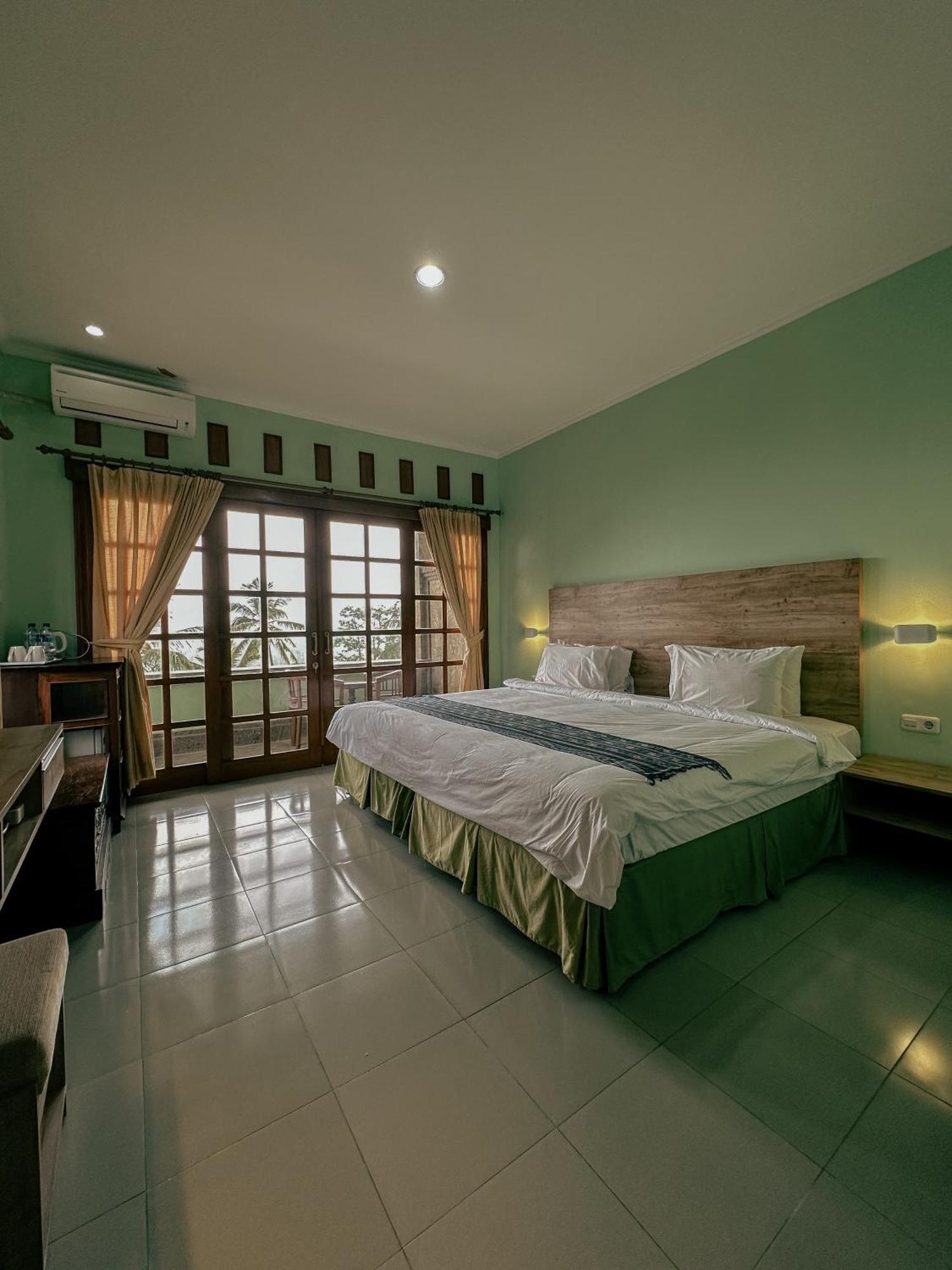 Villa Ipsa Munduk Екстериор снимка