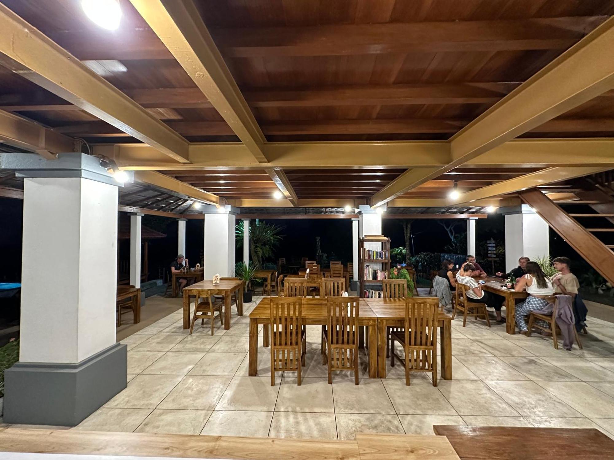 Villa Ipsa Munduk Екстериор снимка