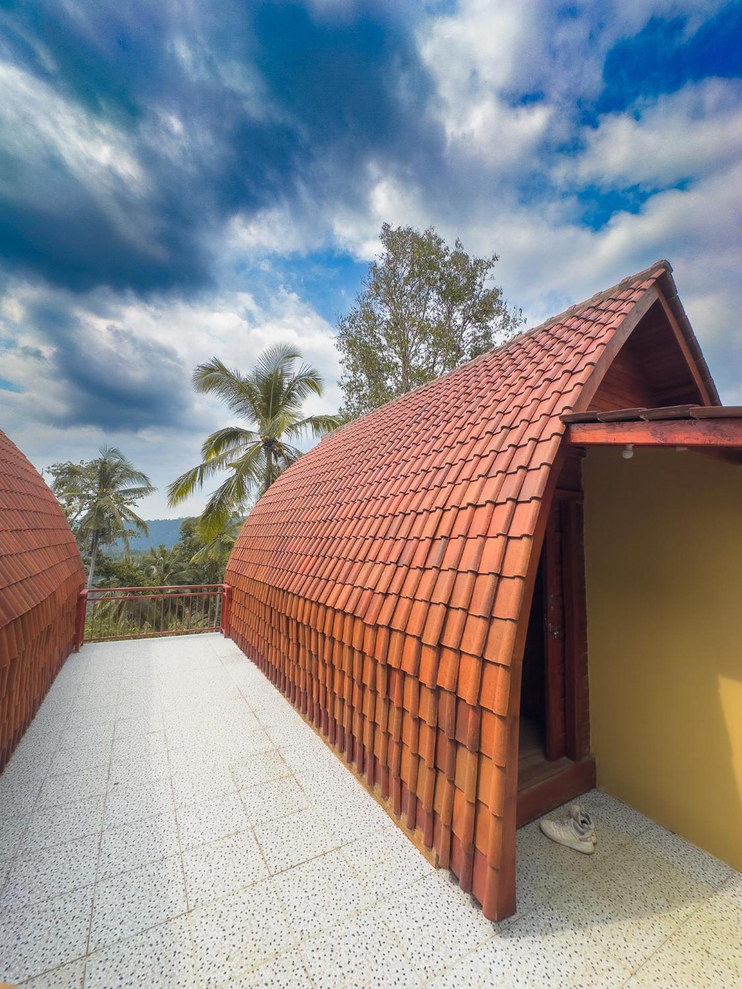 Villa Ipsa Munduk Екстериор снимка